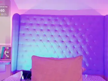 ThaliiaDuran  live sex cam