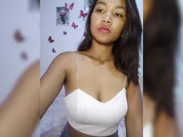 Valentina15  live sex cam