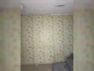 ElinaPantsoff  live sex cam