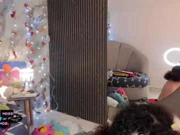 Katemoss70  live sex cam