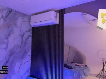 Katemoss70  live sex cam