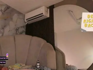 Katemoss70  live sex cam