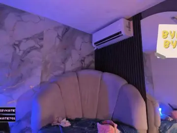 Katemoss70  live sex cam
