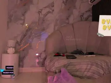 Katemoss70  live sex cam