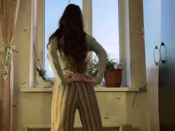 SeptemberRarogal  live sex cam