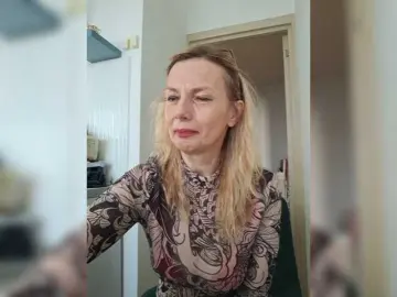 ShiningMILF  live sex cam
