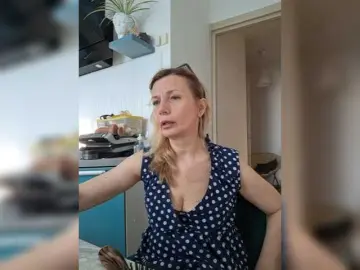 ShiningMILF  live sex cam