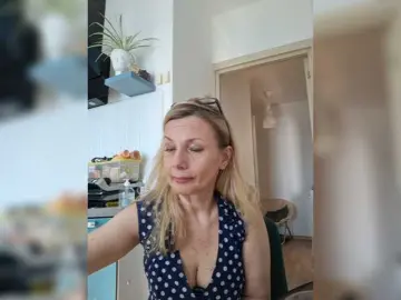 ShiningMILF  live sex cam
