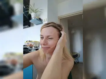 ShiningMILF  live sex cam