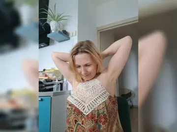 ShiningMILF  live sex cam