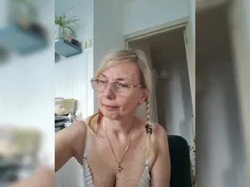 ShiningMILF  live sex cam
