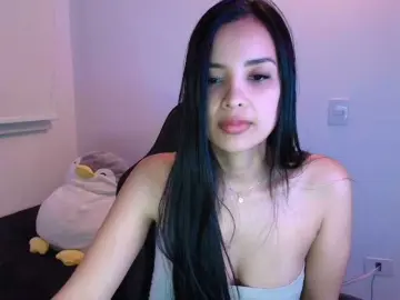 Sweety-Hottie  live sex cam