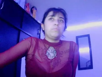 Adri-gomez1  live sex cam