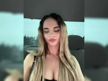 LedyMiya  live sex cam