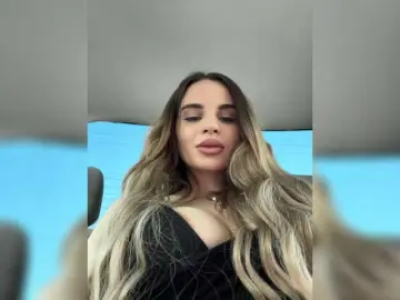 LedyMiya  live sex cam