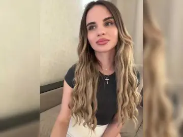 LedyMiya  live sex cam