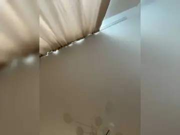 LedyMiya  live sex cam