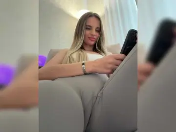 LedyMiya  live sex cam