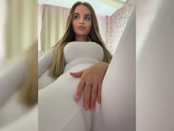 LedyMiya  live sex cam