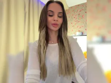 LedyMiya  live sex cam