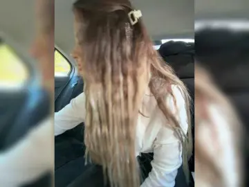 LedyMiya  live sex cam
