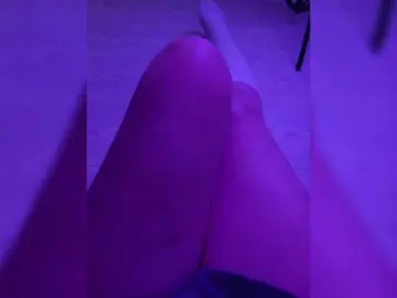 YajeVika4  live sex cam