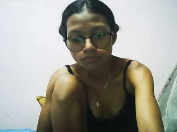 Yalane  live sex cam