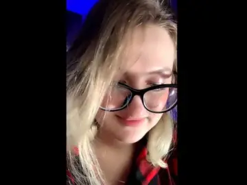 Irisachka  live sex cam