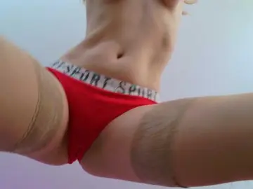 Ladybigsmile  live sex cam