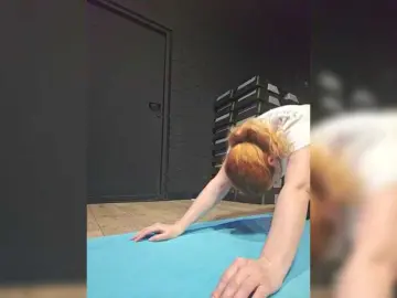 Ladybigsmile  live sex cam