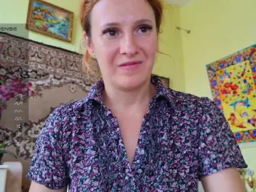 Ladybigsmile  live sex cam