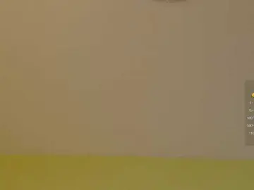 Ladybigsmile  live sex cam