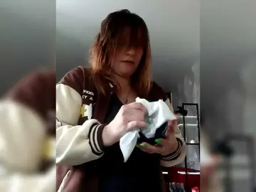 Uragankatrin  live sex cam