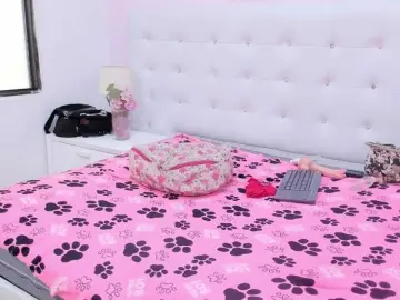 KimberlyBoone  live sex cam