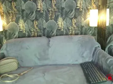 MadyMOAN  live sex cam