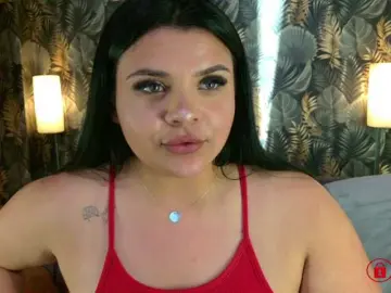 MadyMOAN  live sex cam