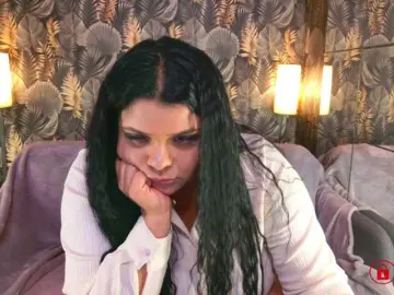 MadyMOAN  live sex cam