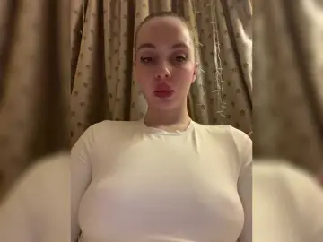 Natalymoodhot  live sex cam