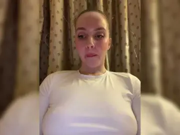 Natalymoodhot  live sex cam