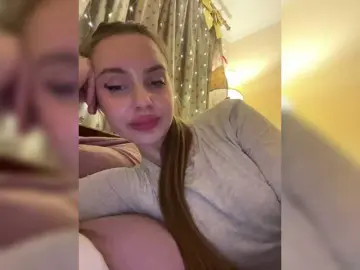 Natalymoodhot  live sex cam