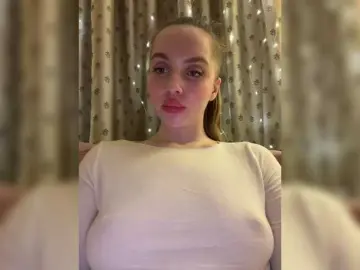 Natalymoodhot  live sex cam