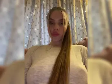 Natalymoodhot  live sex cam