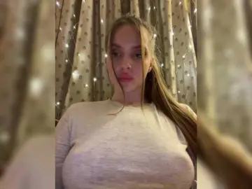 Natalymoodhot  live sex cam