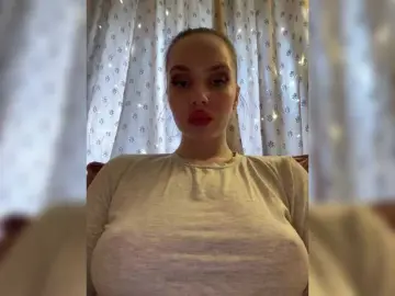 Natalymoodhot  live sex cam