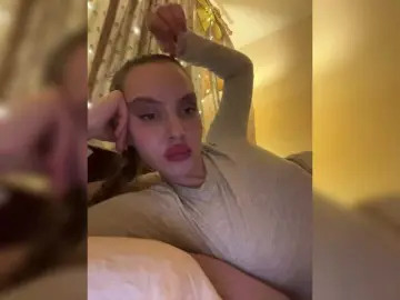 Natalymoodhot  live sex cam