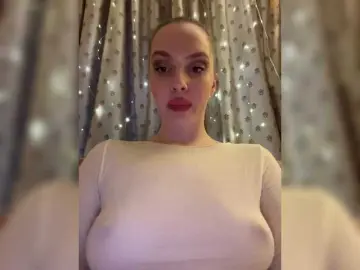 Natalymoodhot  live sex cam