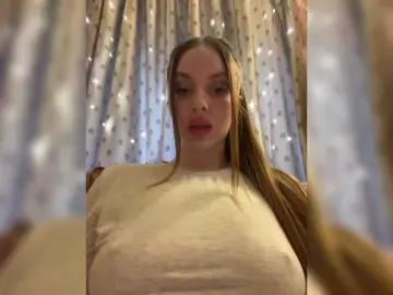 Natalymoodhot  live sex cam