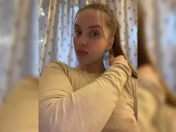 Natalymoodhot  live sex cam