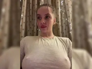 Natalymoodhot  live sex cam