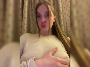 Natalymoodhot  live sex cam